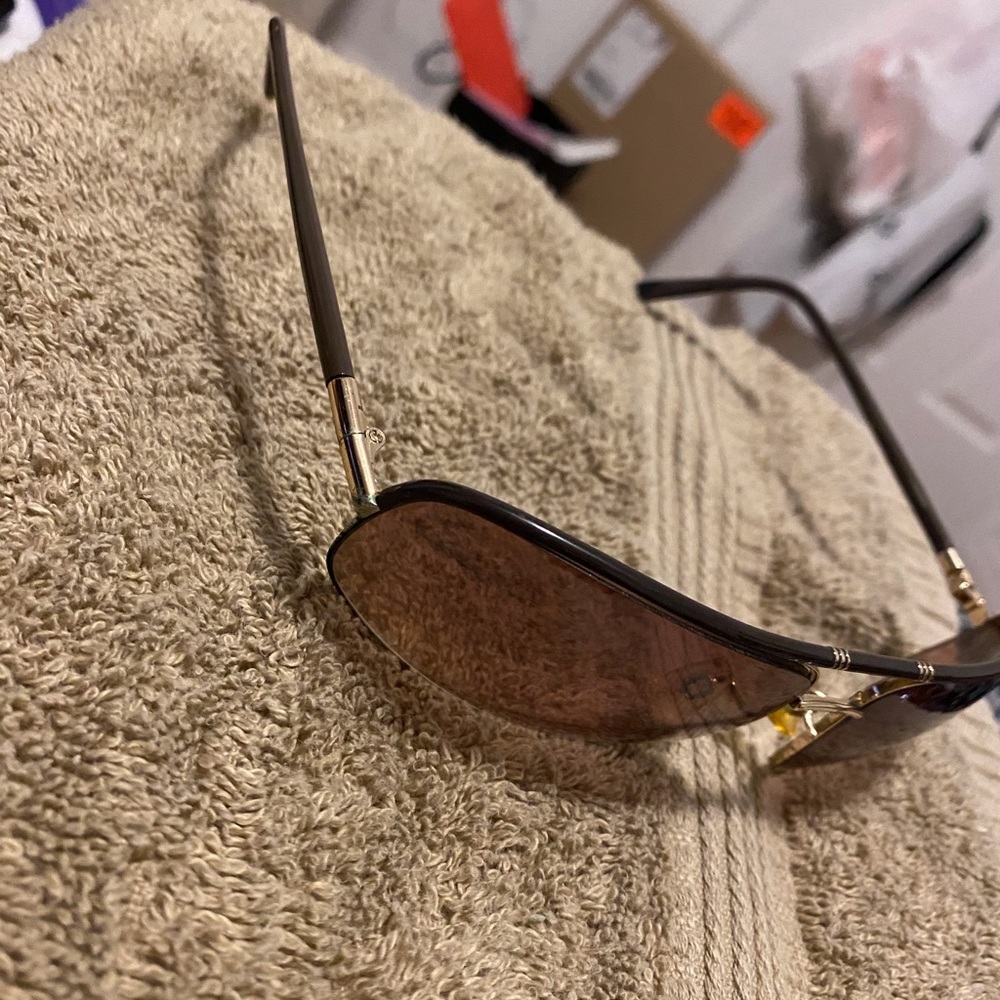Brown sunglasses